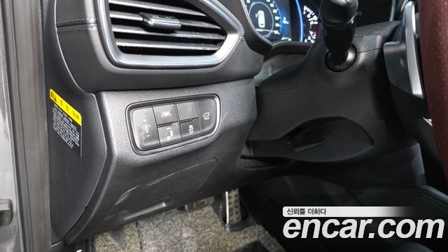 Hyundai Santafe 2019 — photo 30