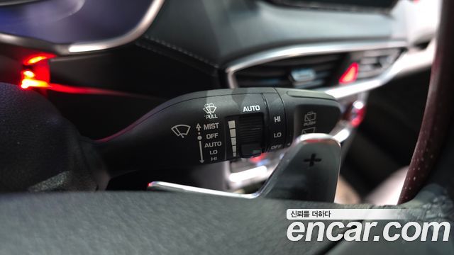 Hyundai Santafe 2019 — photo 32