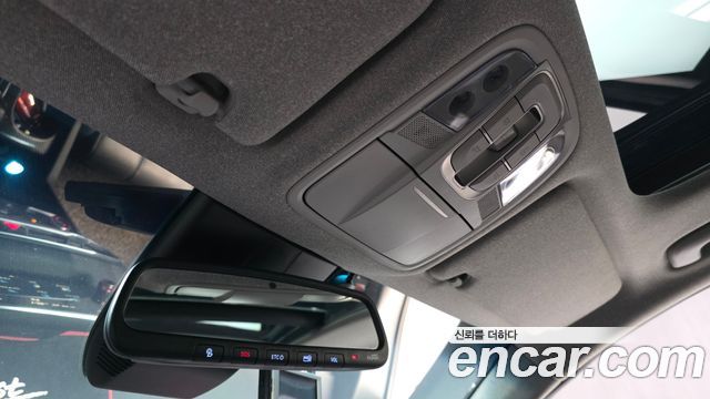 Hyundai Santafe 2019 — photo 33