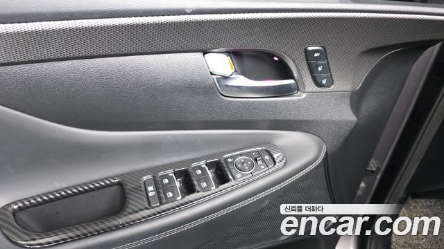 Hyundai Santafe 2019 — photo 34