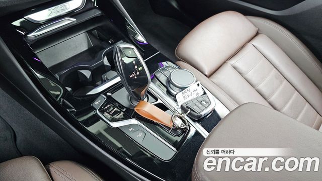 BMW X3 2021 — photo 9