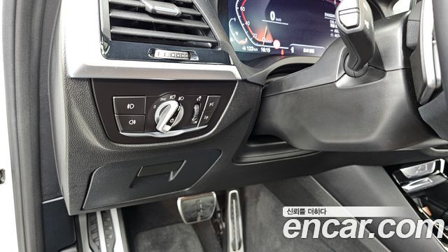 BMW X3 2021 — photo 16