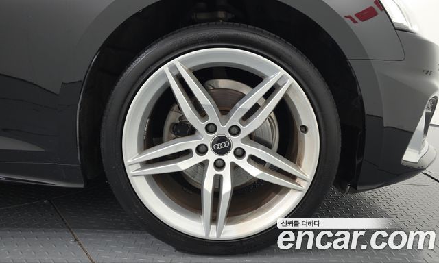 Audi A5 2023 — photo 7