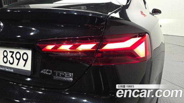 Audi A5 2023 — photo 9