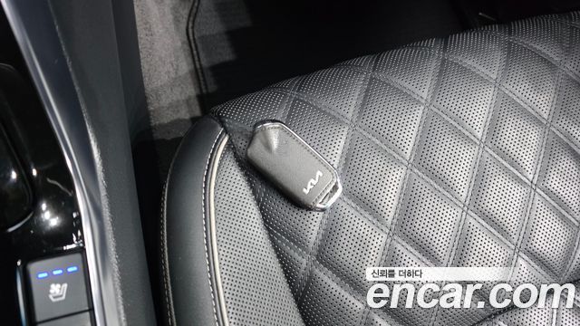 Kia Mohave 2023 — photo 22