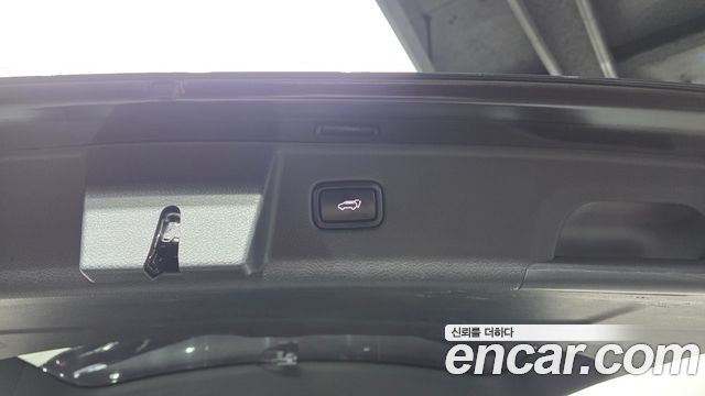 Kia Mohave 2023 — photo 24