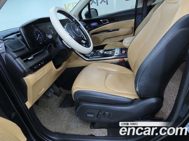 Kia Canival 2021 — photo 8