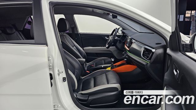 Kia Stonic 2020 — photo 11