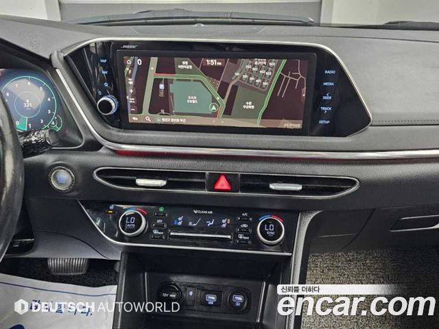 Hyundai Sonata 2022 — photo 14