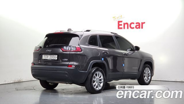 Jeep Cherokee 2019 — photo 2