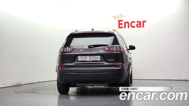 Jeep Cherokee 2019 — photo 4