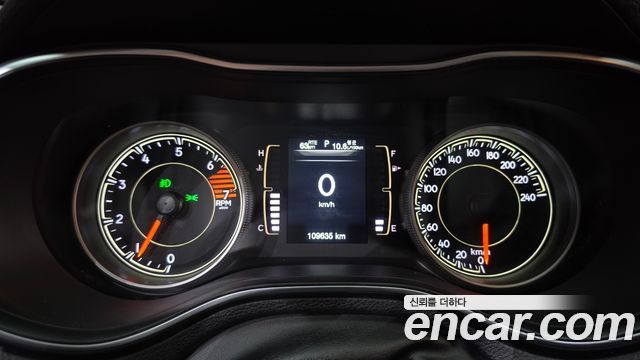 Jeep Cherokee 2019 — photo 11