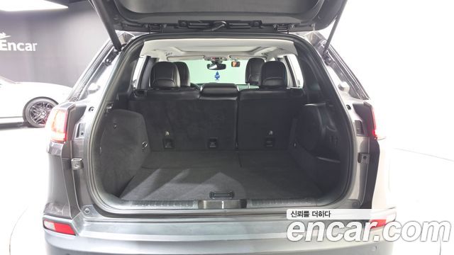 Jeep Cherokee 2019 — photo 26