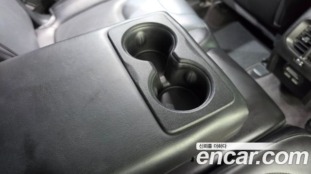 Jeep Cherokee 2019 — photo 27