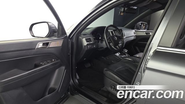 KG Mobility Rexton 2019 — photo 13