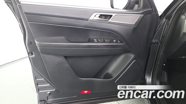 KG Mobility Rexton 2019 — photo 14