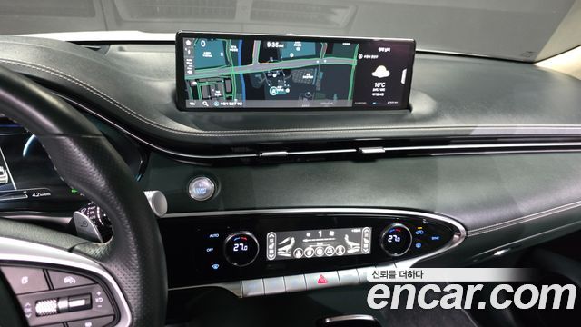 Genesis GV70 2022 — photo 20