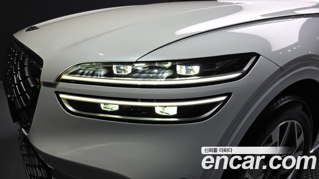 Genesis GV70 2022 — photo 8