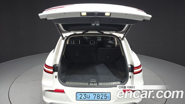 Genesis GV70 2022 — photo 27