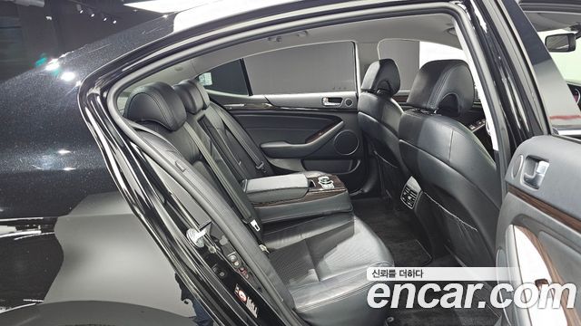 Kia K7 2015 — photo 17