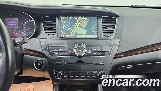 Kia K7 2015 — photo 19
