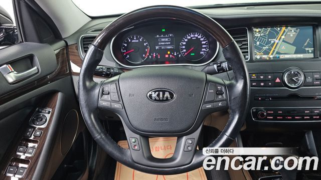 Kia K7 2015 — photo 20