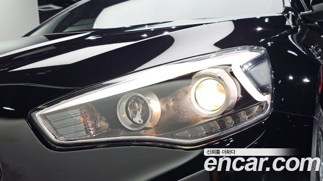 Kia K7 2015 — photo 8
