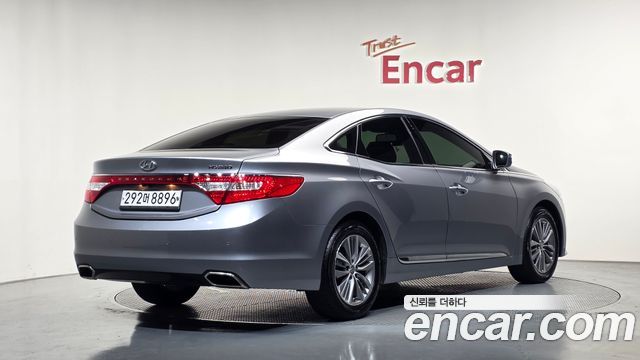 Hyundai Grandeur 2016 — photo 2