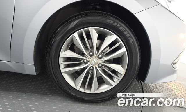 Hyundai Grandeur 2016 — photo 7