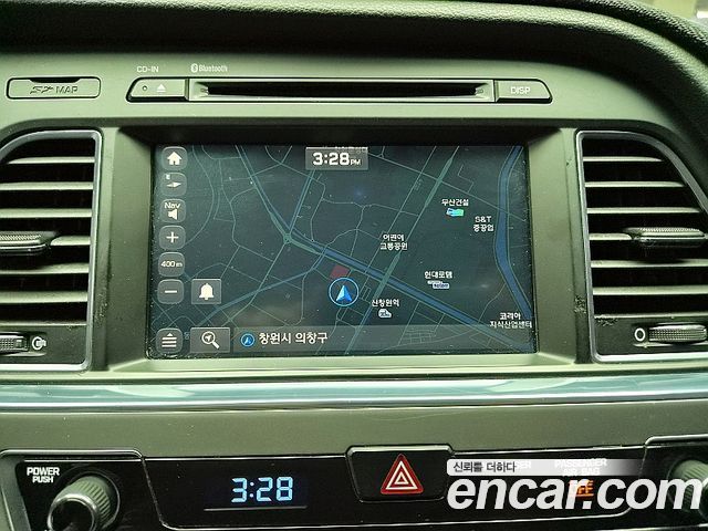 Hyundai Sonata 2017 — photo 12