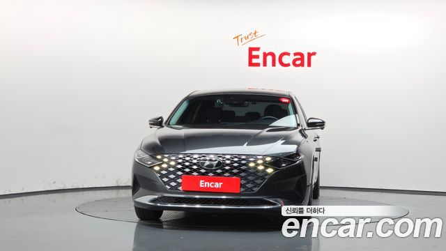 Hyundai Grandeur 2023 — photo 3