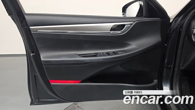 Hyundai Grandeur 2023 — photo 14