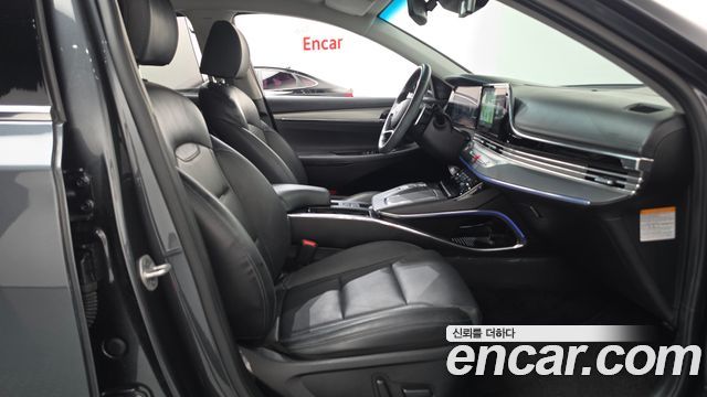 Hyundai Grandeur 2023 — photo 16