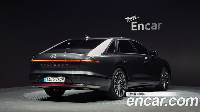 Hyundai Grandeur 2023 — photo 2