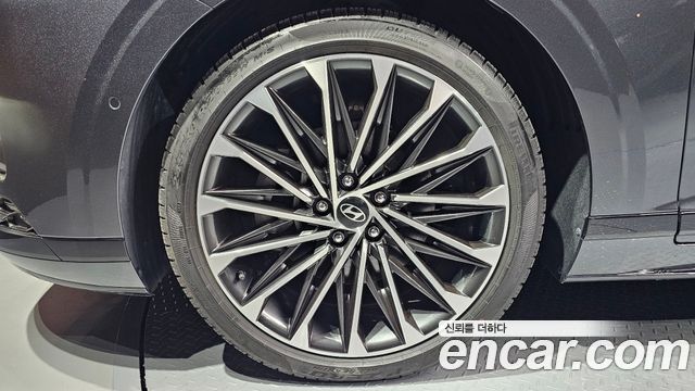 Hyundai Grandeur 2023 — photo 5