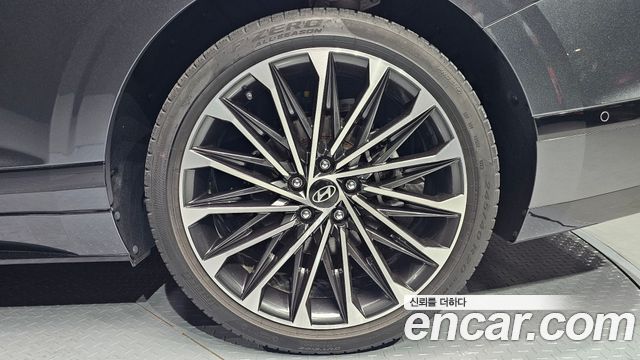 Hyundai Grandeur 2023 — photo 7
