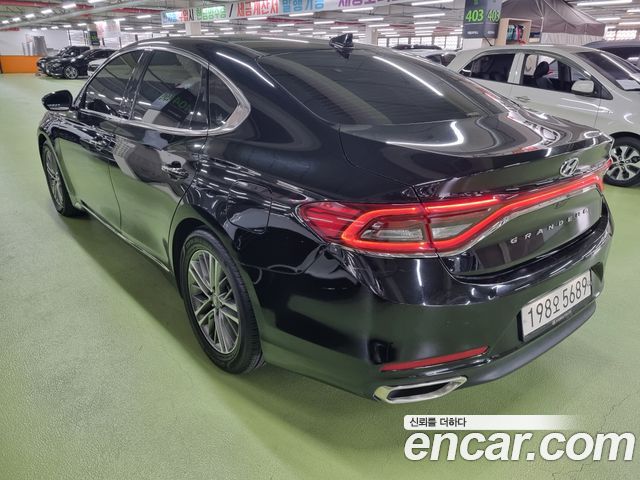 Hyundai Grandeur 2018 — photo 2