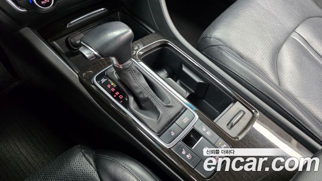 Kia K5 2016 — photo 9