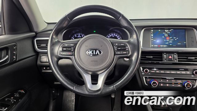 Kia K5 2016 — photo 13