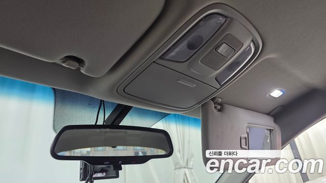 Kia K5 2016 — photo 17