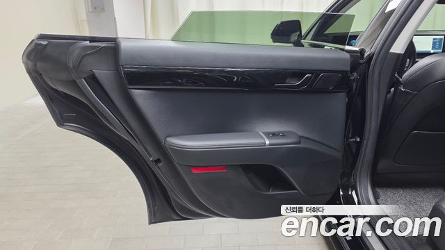 Hyundai Grandeur 2025 — photo 15