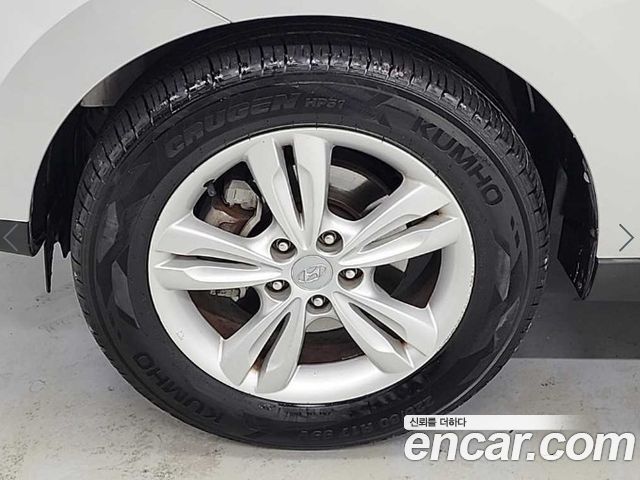 Hyundai Tucson 2012 — photo 18