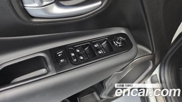 Jeep Renegade 2022 — photo 26