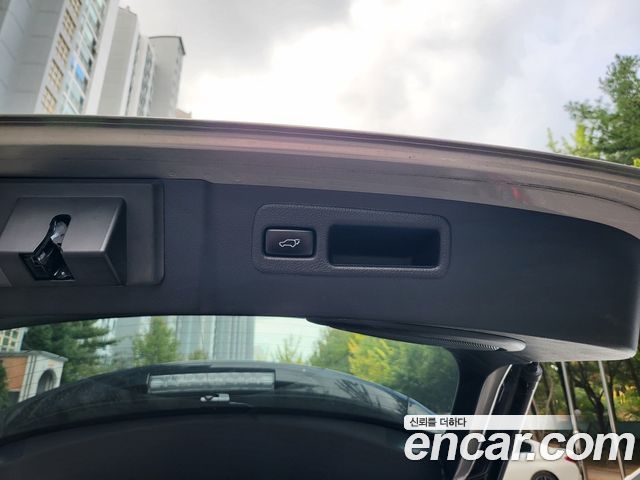 Lexus NX 2017 — photo 15
