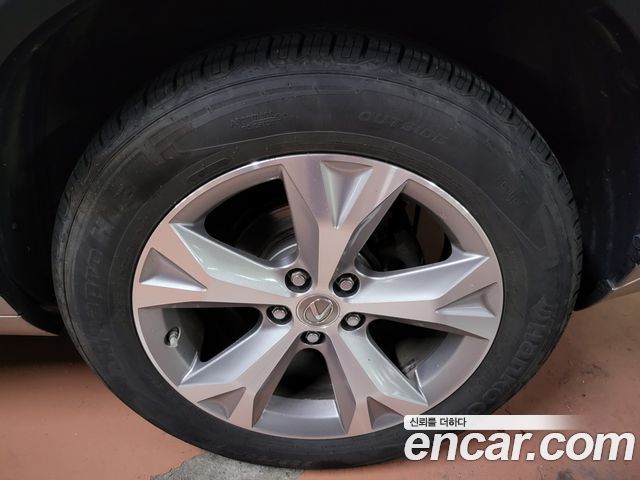 Lexus NX 2017 — photo 20