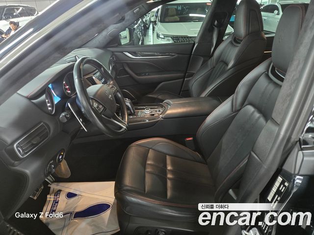 Maserati Levante 2020 — photo 8