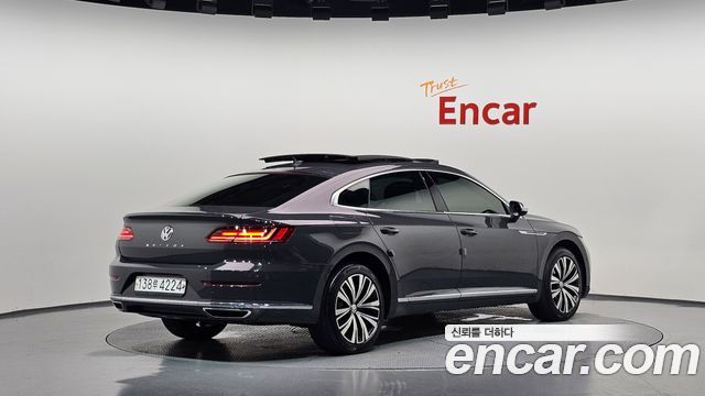 Volkswagen Arteon 2019 — photo 2