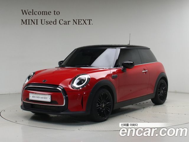 Mini Cooper 2024 — photo 1