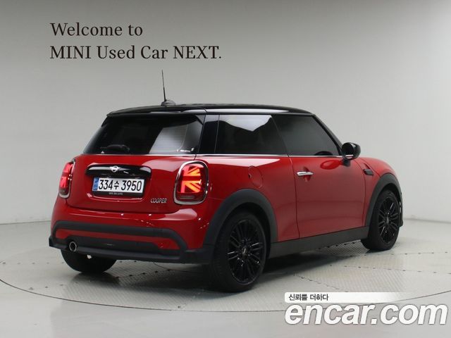 Mini Cooper 2024 — photo 2