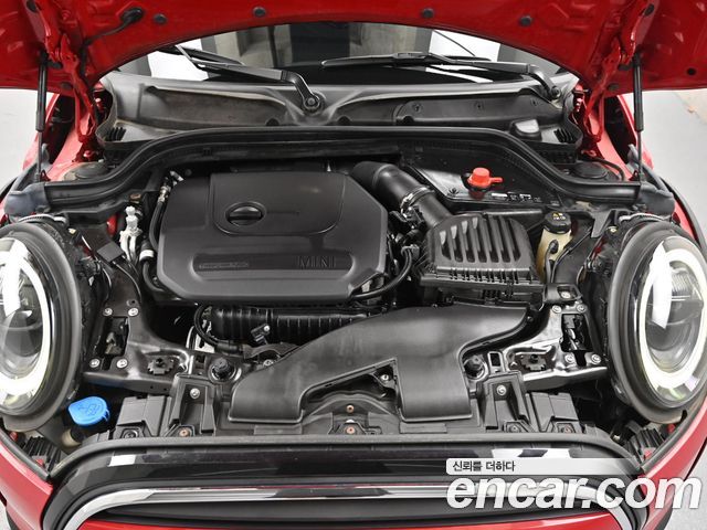 Mini Cooper 2024 — photo 6
